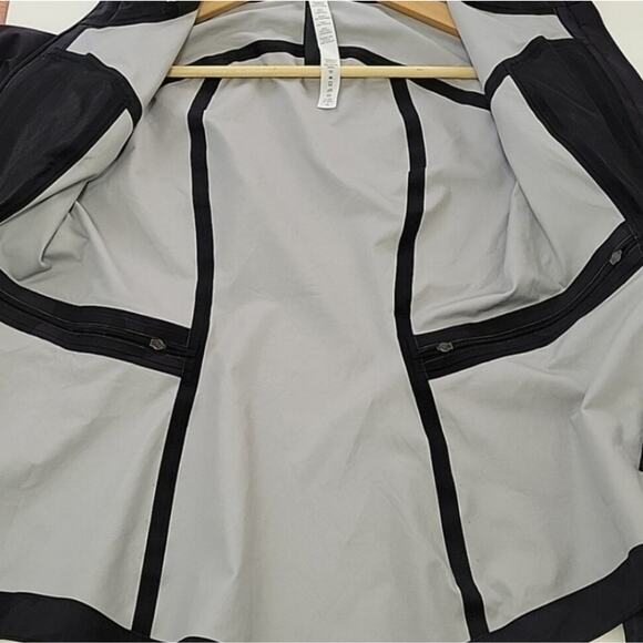 Lululemon Break A Trail Jacket - Picture 11 of 11